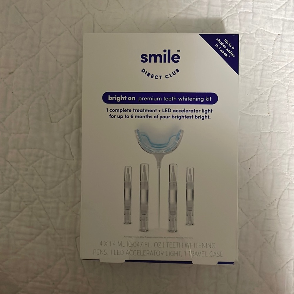 Smile Direct Club Bright on.
